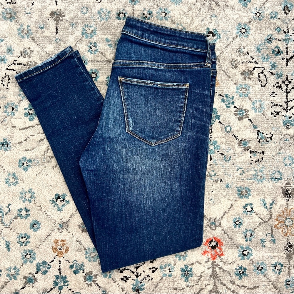 Universal Thread Jeans - Picture 3 of 4